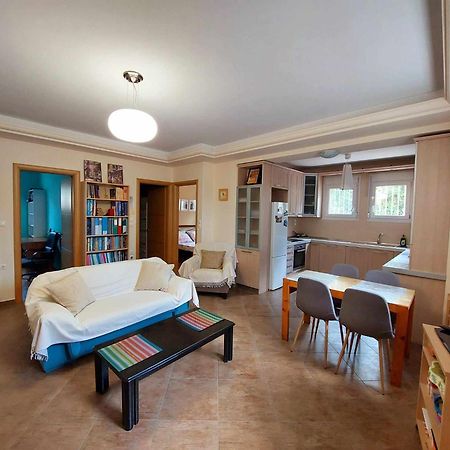 Dora'S Home With Garden Βόλος Εξωτερικό φωτογραφία